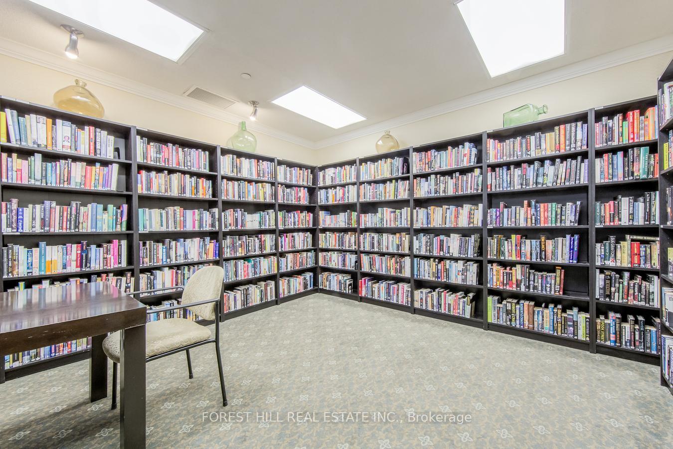 1 Bedroom Condo at 10 Guildwood, Toronto For sale