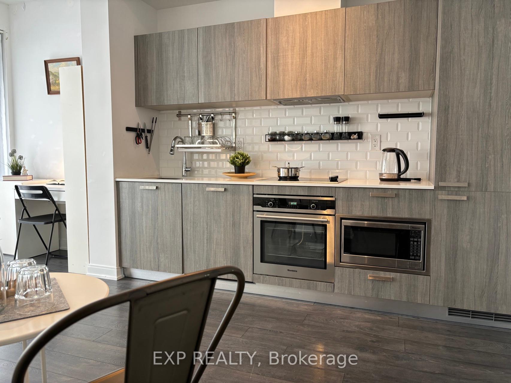 1 Bedroom Condo at 50 Charles, Toronto For sale