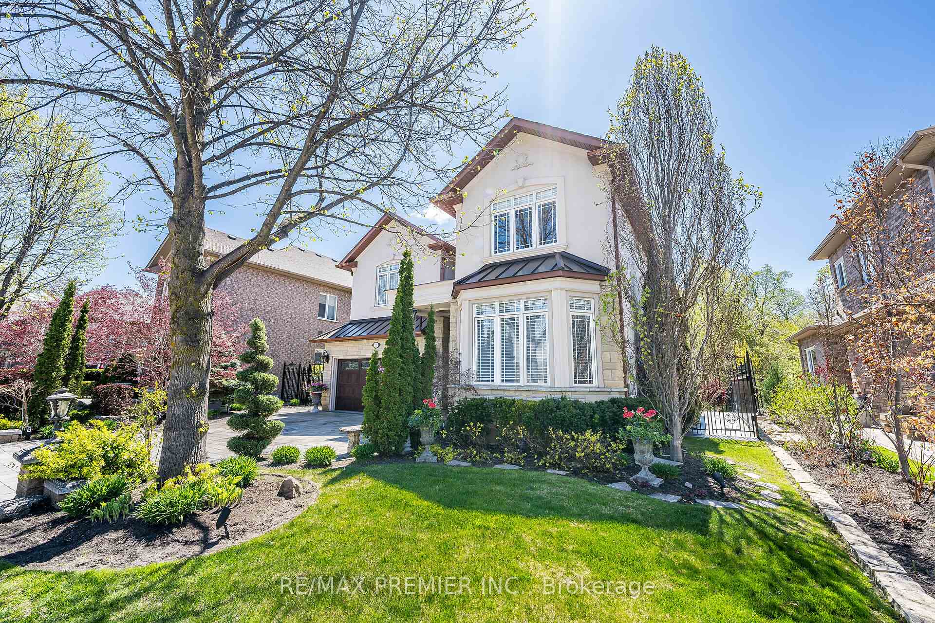 111 Arista Gate, Vaughan, ON L4L 9H7