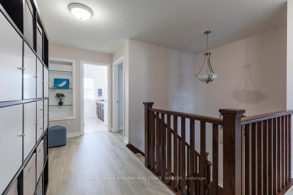 3 Bedrooms Condo at 441 Stonehenge, Hamilton For sale