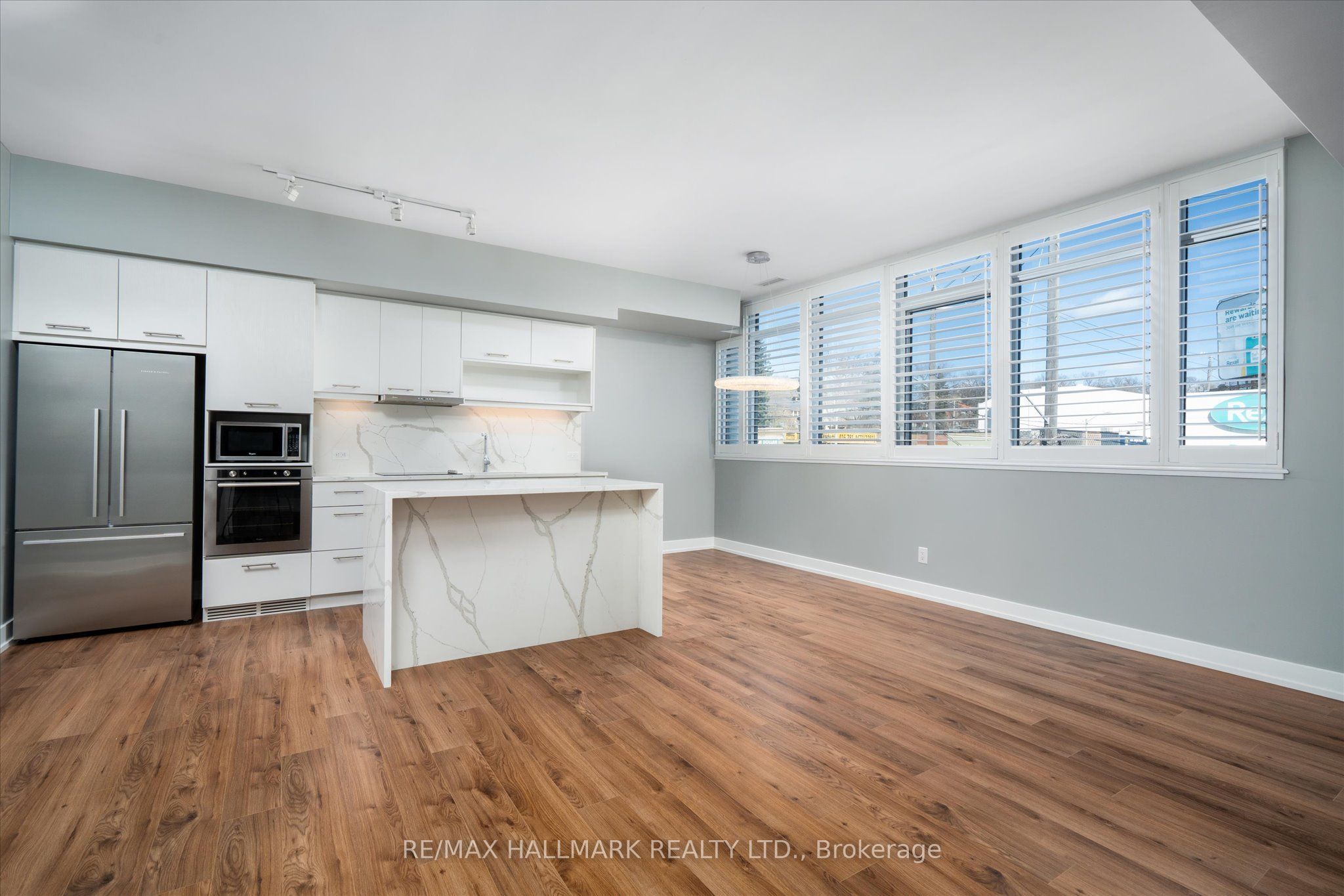 170 Chiltern Hill Road, #208