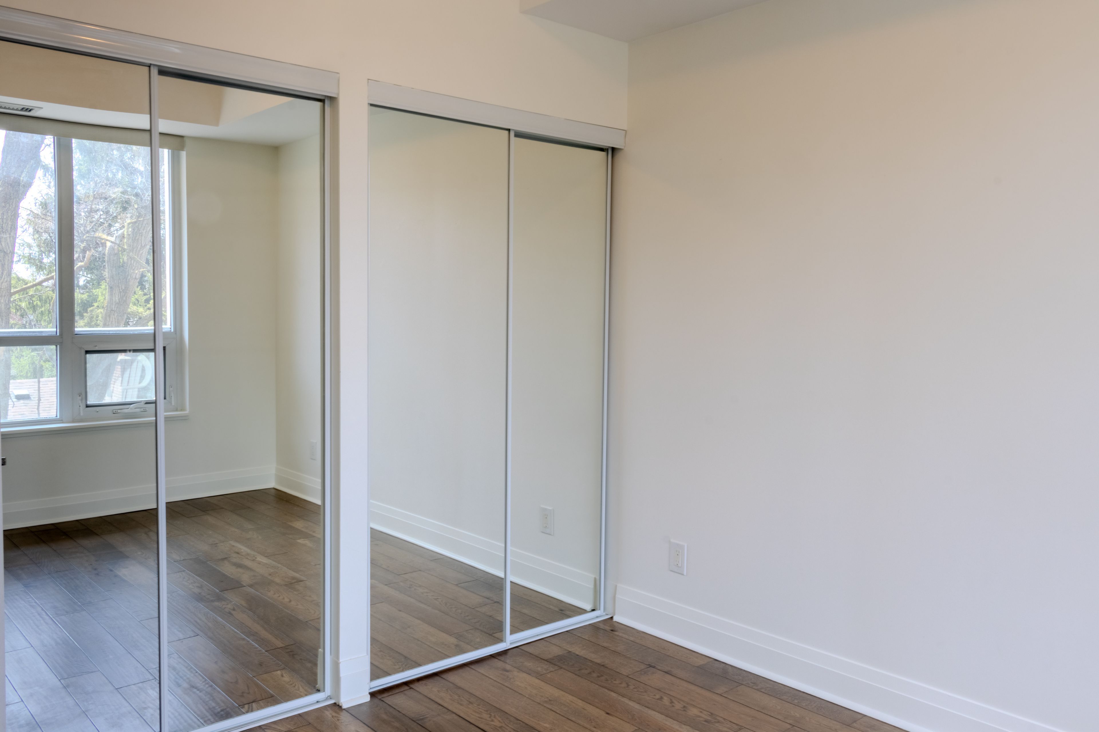 399 Spring Garden Avenue 402