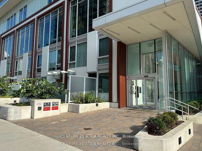 1 Bedroom Condo at 33 Helendale, Toronto For sale