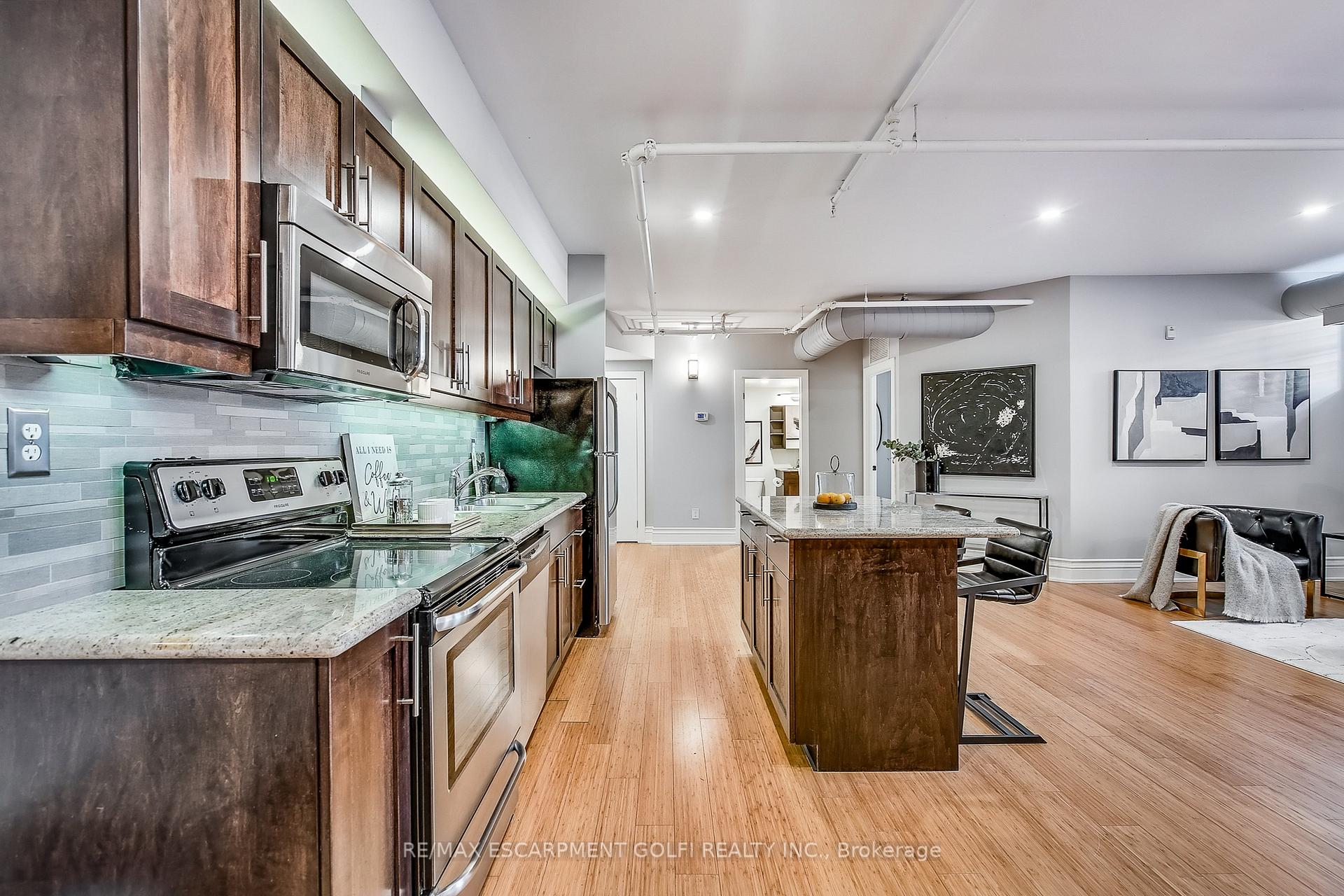 1 Bedroom Condo at 200 STINSON, Hamilton For sale
