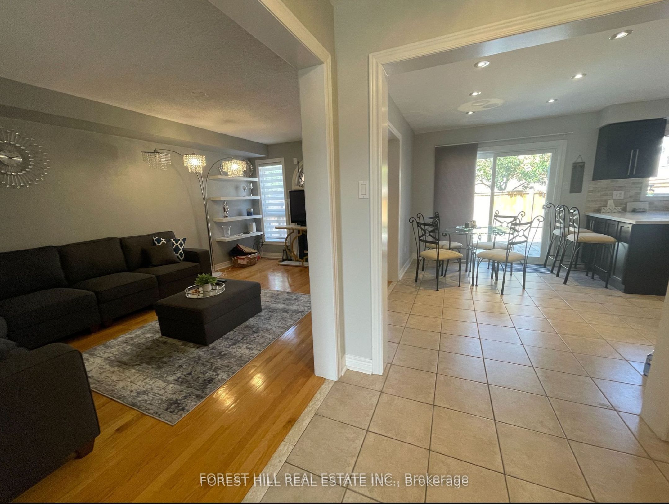 52 Adventure Crescent