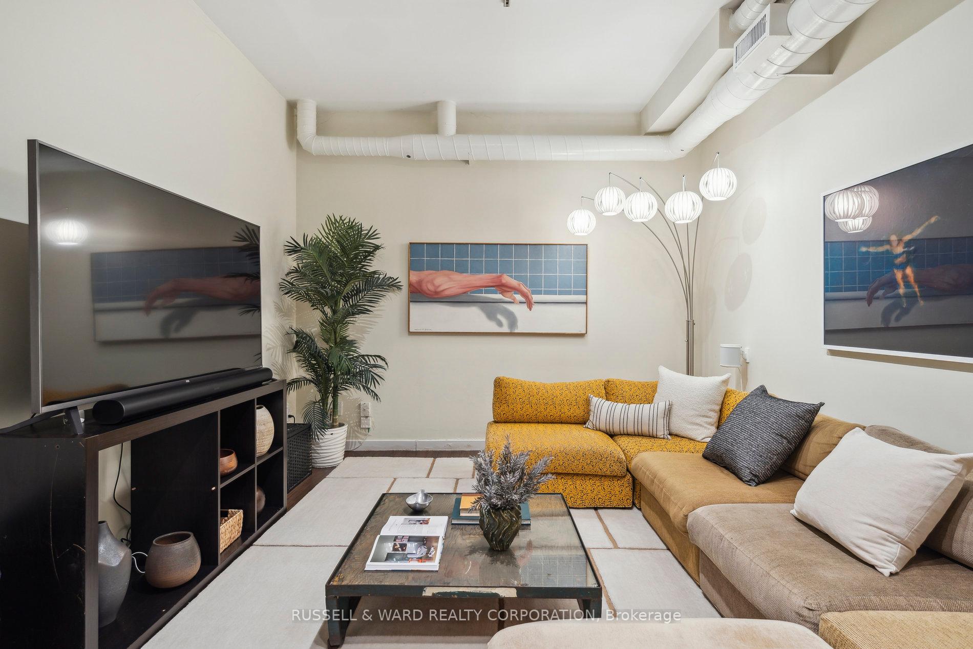 2 Bedrooms Condo at 394 Euclid,  Toronto For sale