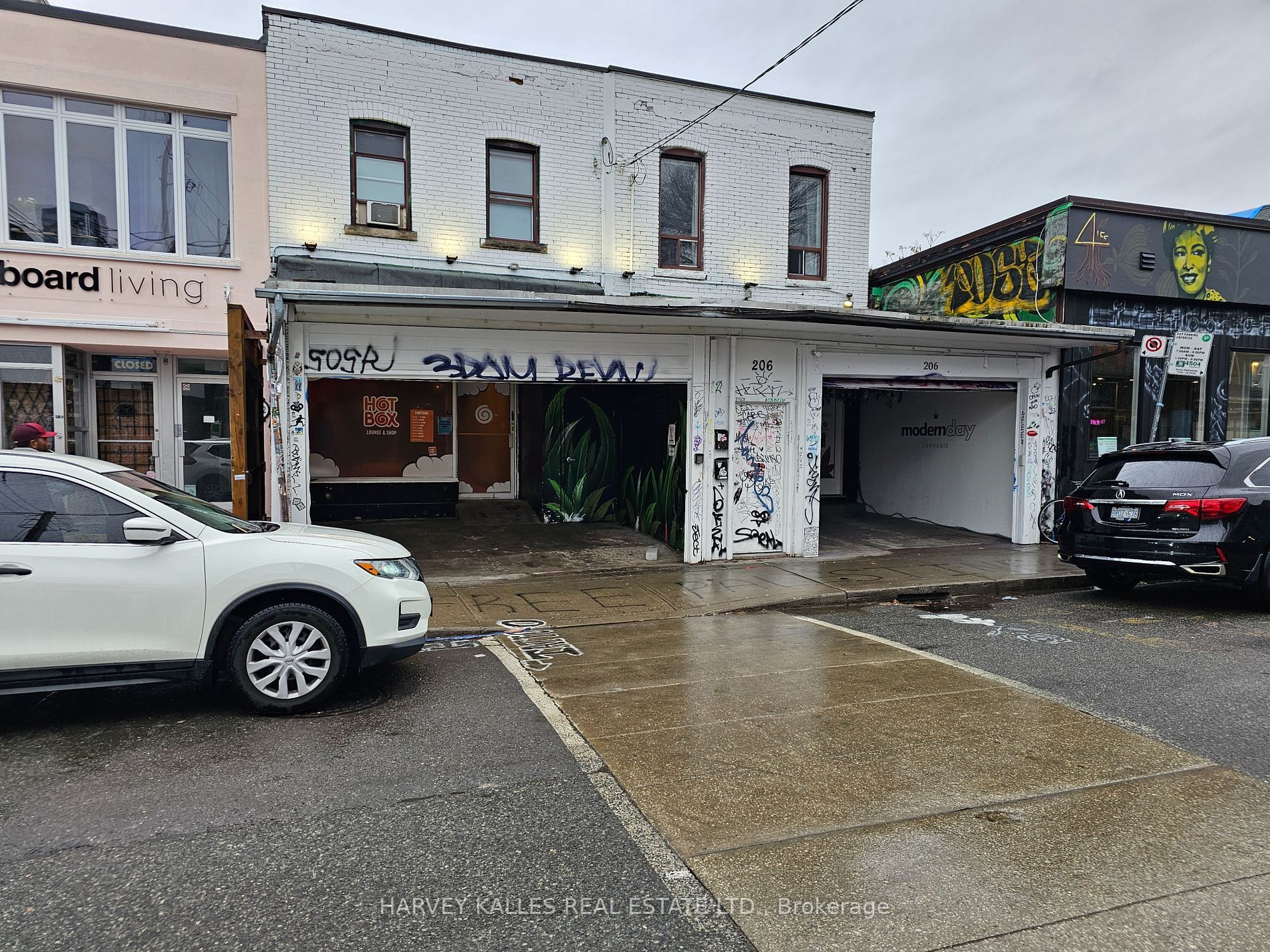 206 Augusta Avenue main
