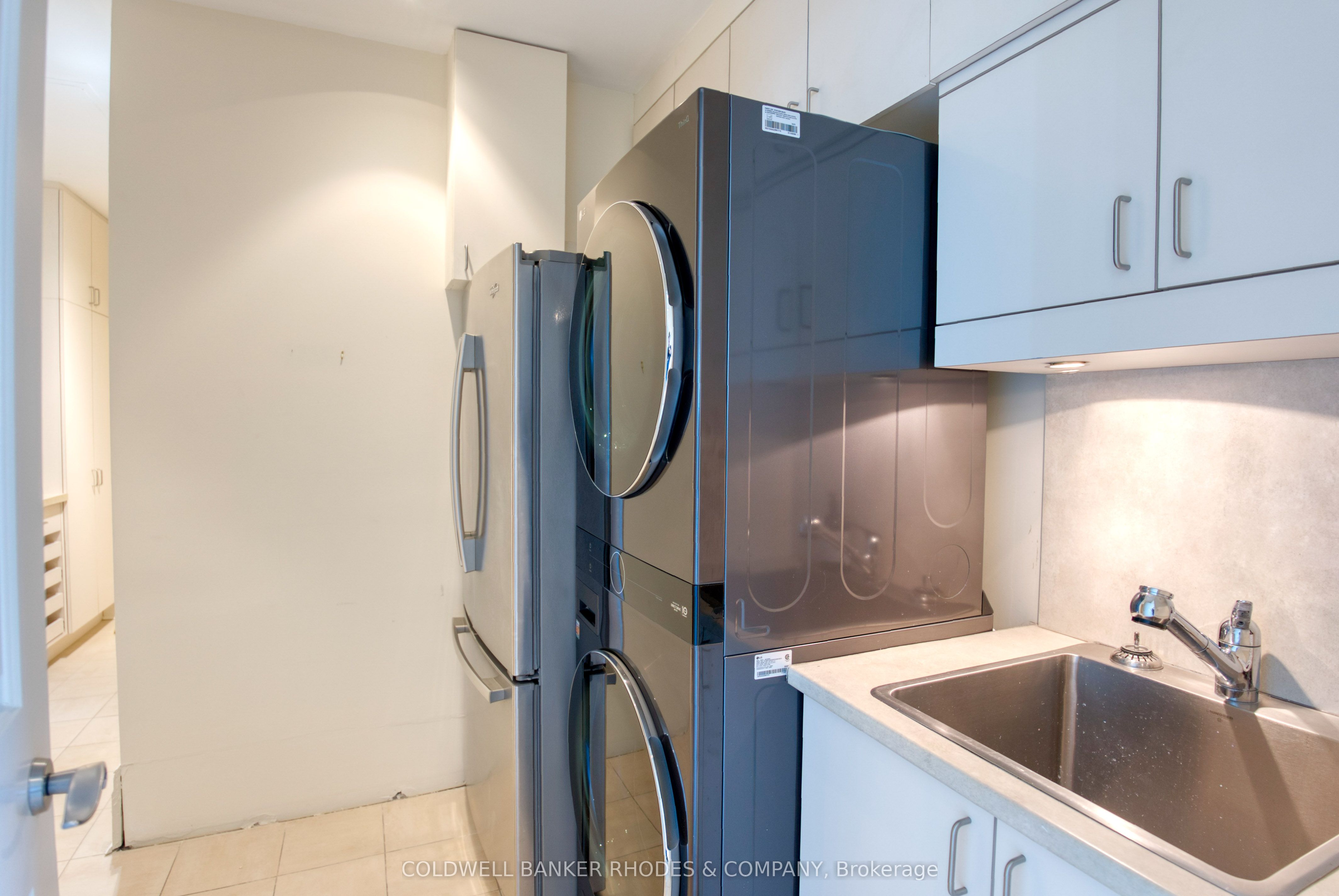 38 Metropole Private, #3302