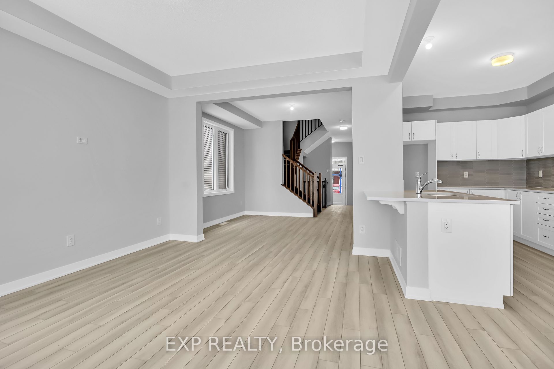309 Cornflower Row, Stittsville - Munster - Richmond 8209 - Goulbourn Twp From Franktown Rd/South To Rideau