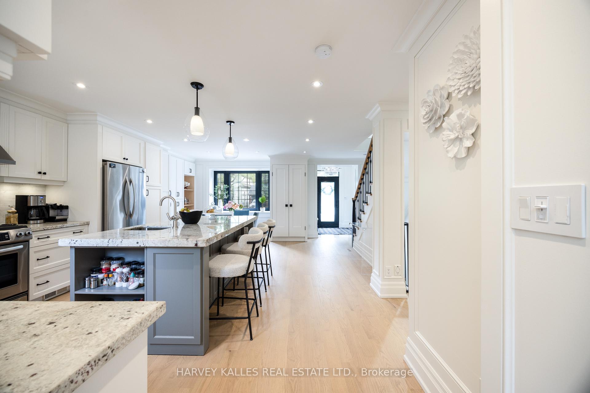 84 Kimbark Boulevard