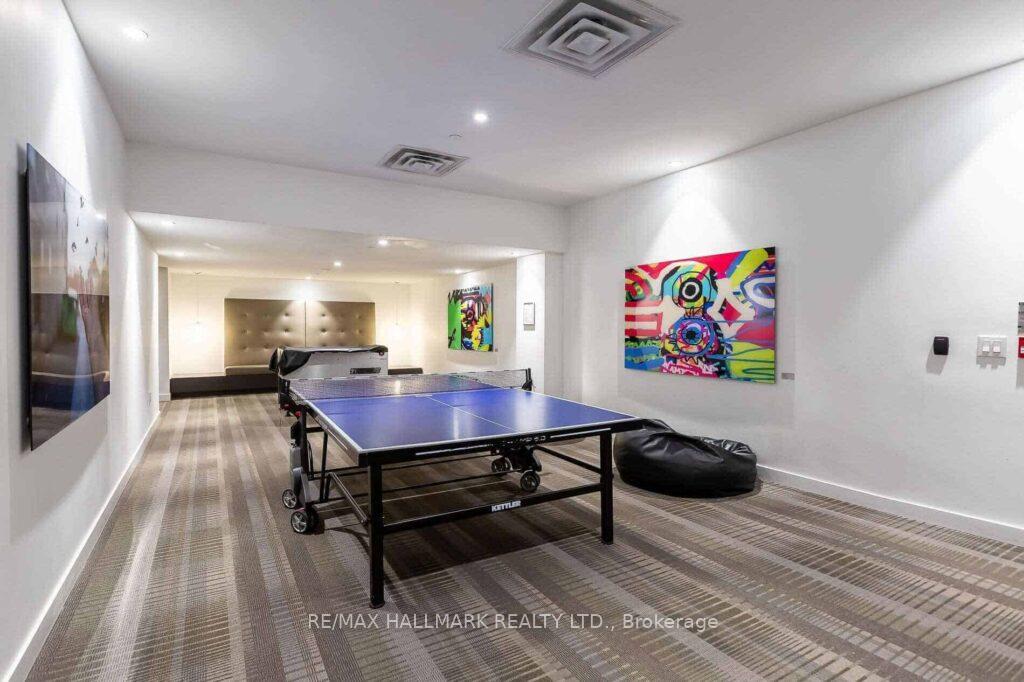 Condo at 55 Regent Park, Toronto For sale
