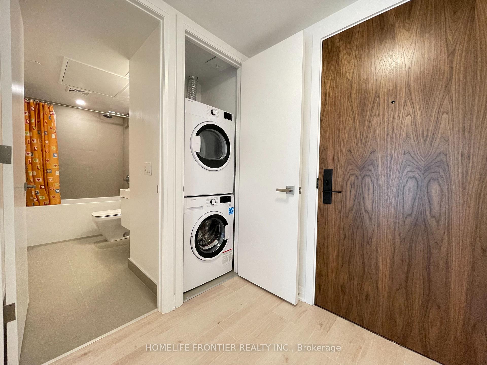 1 Bedroom Condo at 99 Foxbar, Toronto For sale