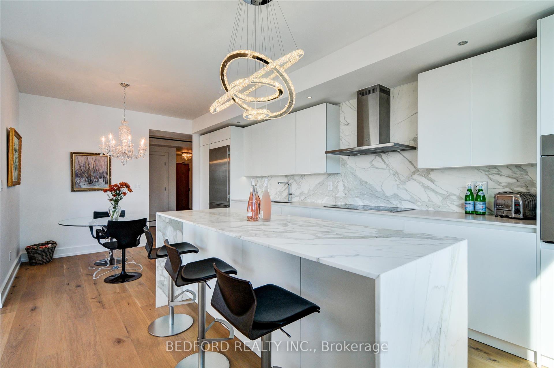 3 Bedrooms Condo at 1 Bedford,  Toronto For sale