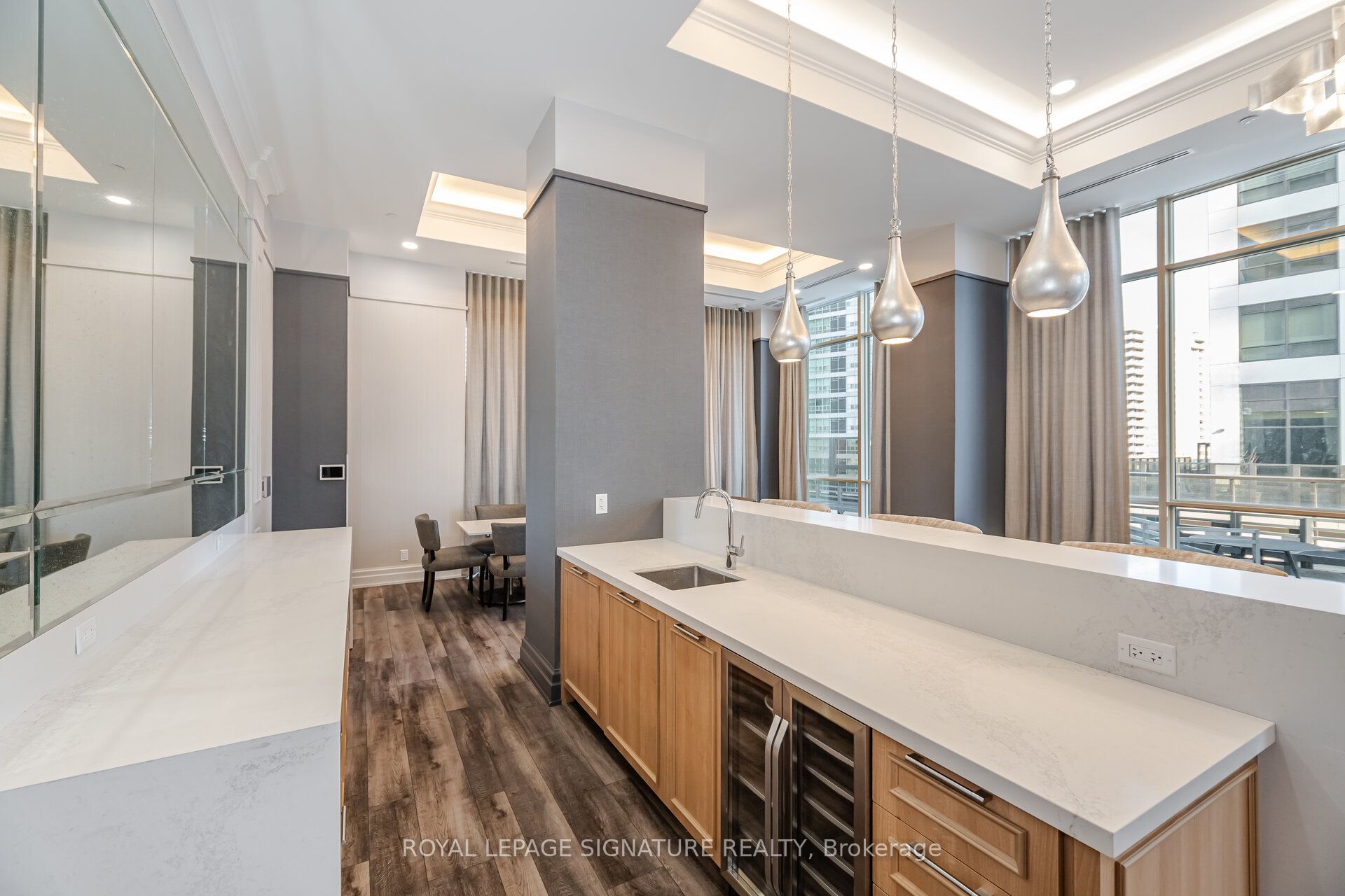 36 Elm Drive, #3007