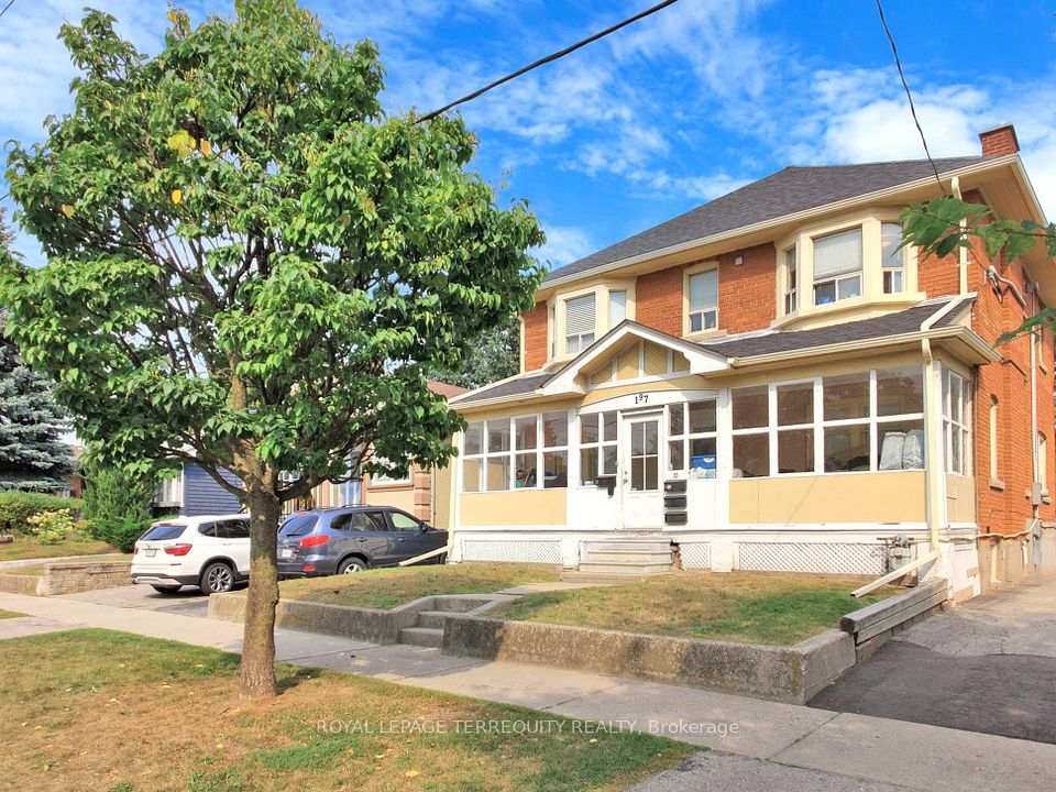 197 Park Lawn