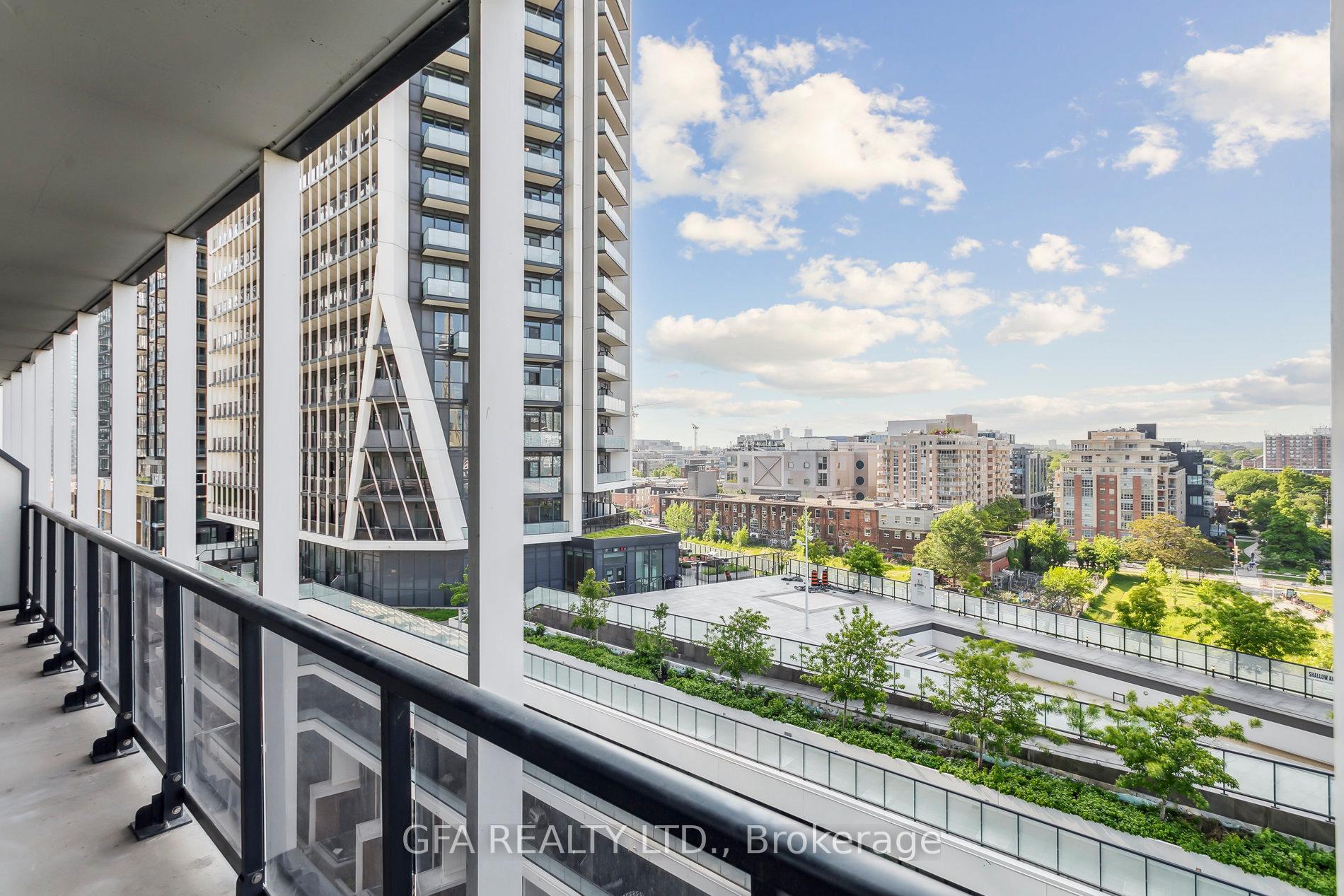 2 Bedrooms Condo at 30 Ordnance, Toronto For sale