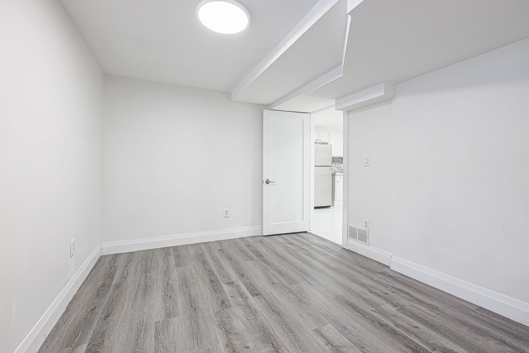 66 Hogarth Street BSMT
