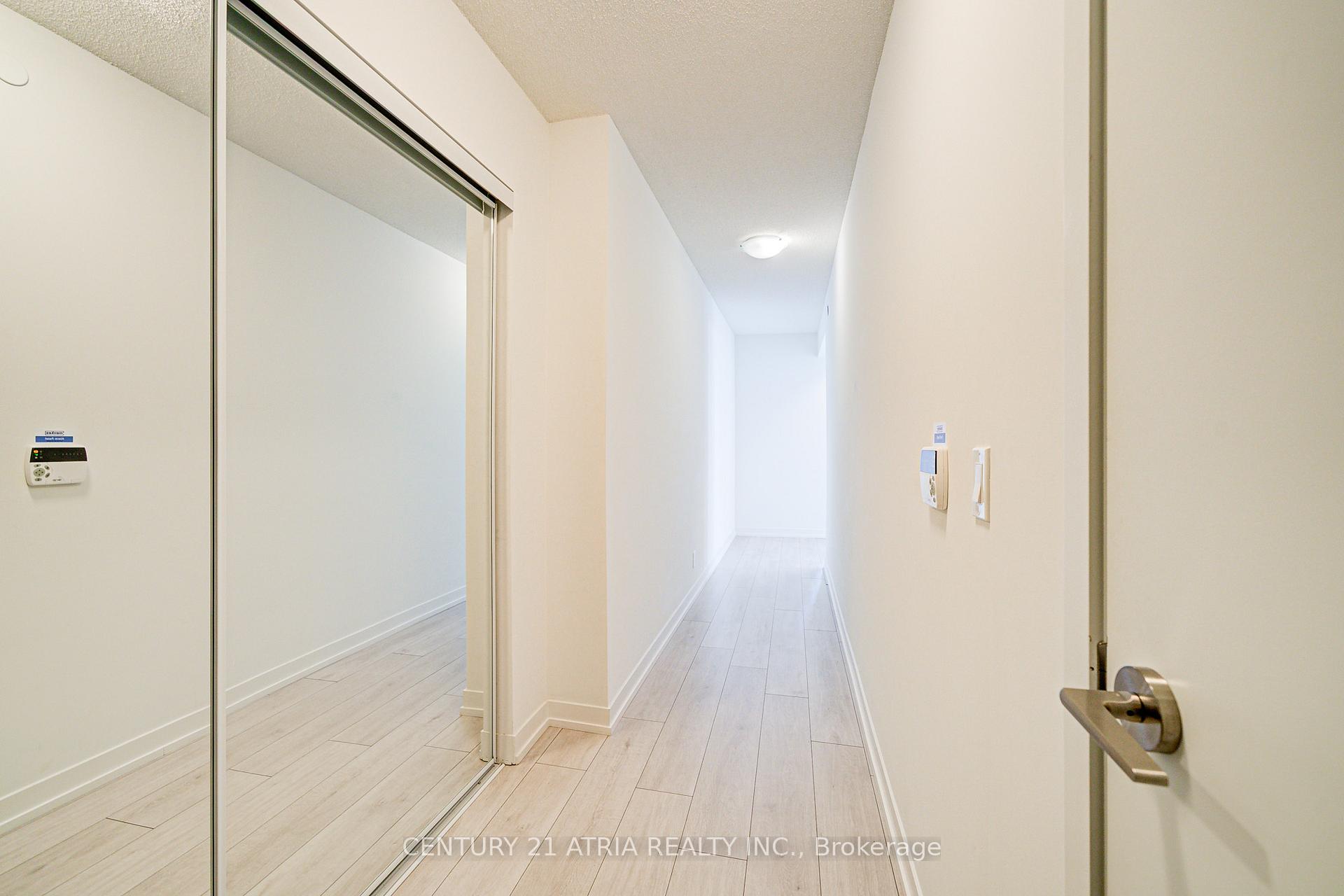 2 Bedrooms Condo at 60 Shuter, Toronto For sale