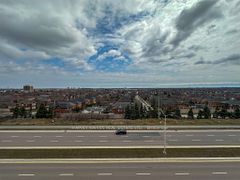 95 Dundas Street W 226
