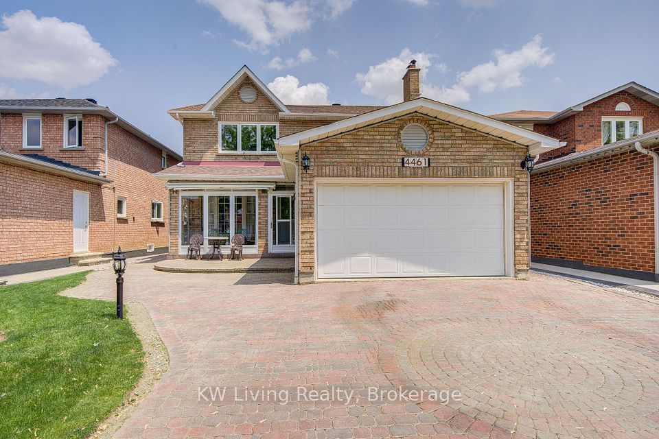 4461 Gladebrook