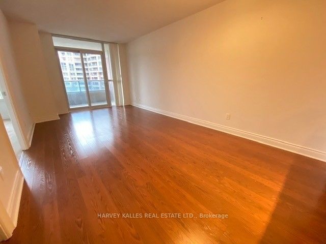 23 Cox Boulevard 653
