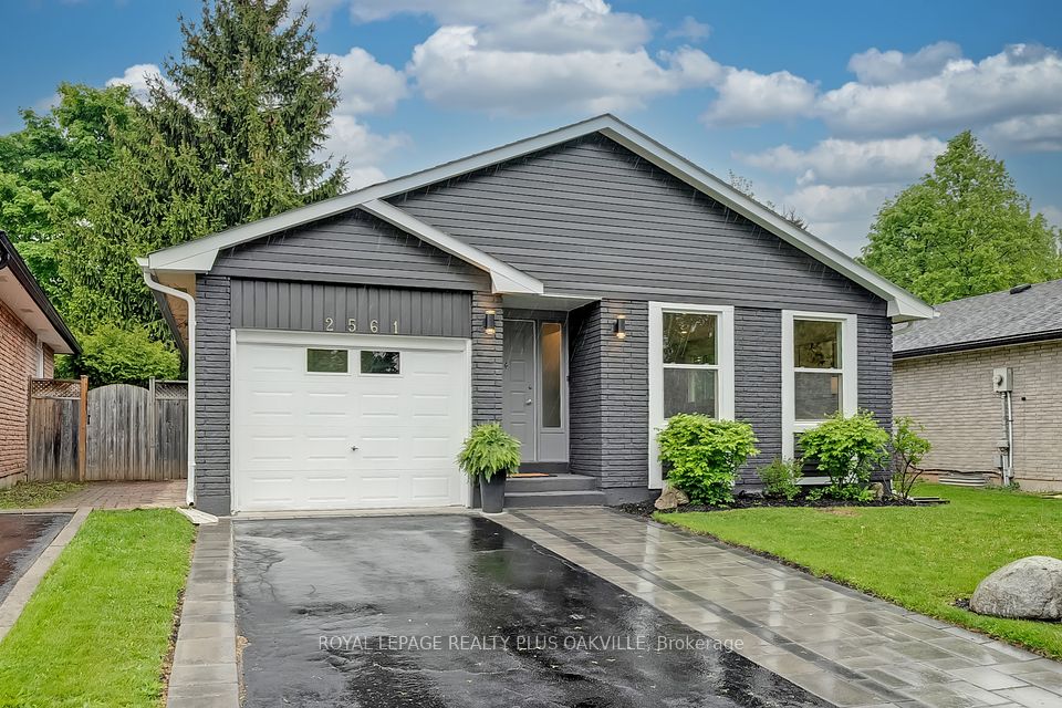 2561 Cavendish
