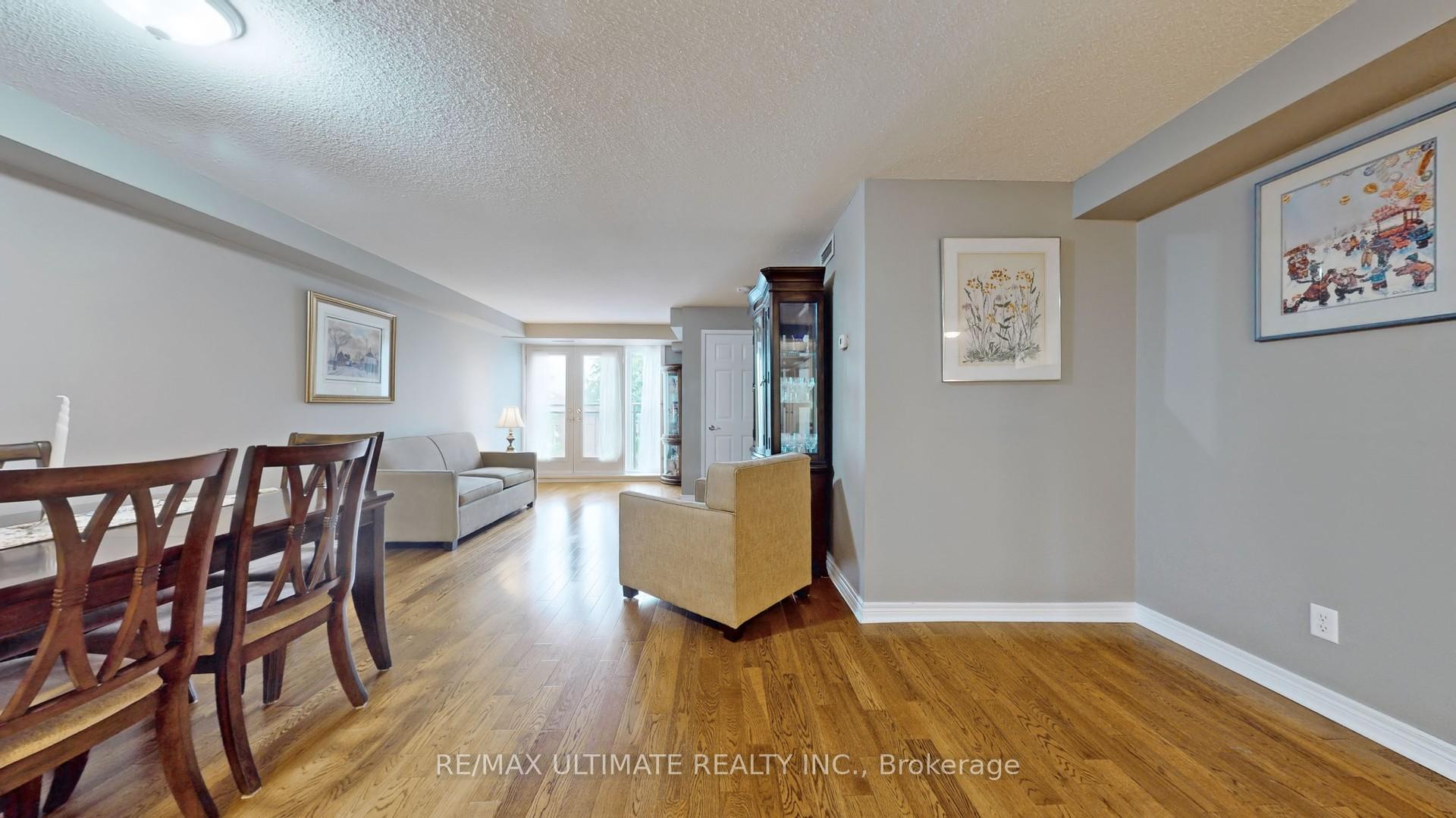 2 Bedrooms Condo at 645 Millwood, Toronto For sale