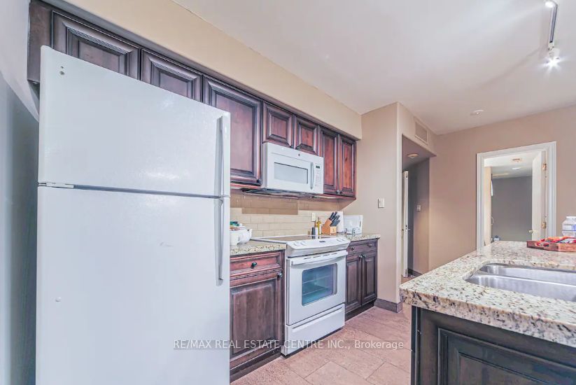 #2208 - 90 Highland Drive, Oro-Medonte, ON L0L 2L0