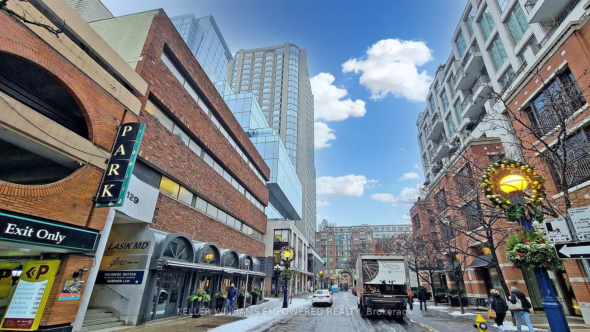 1 Bedroom Condo at 155 Yorkville,  Toronto For sale