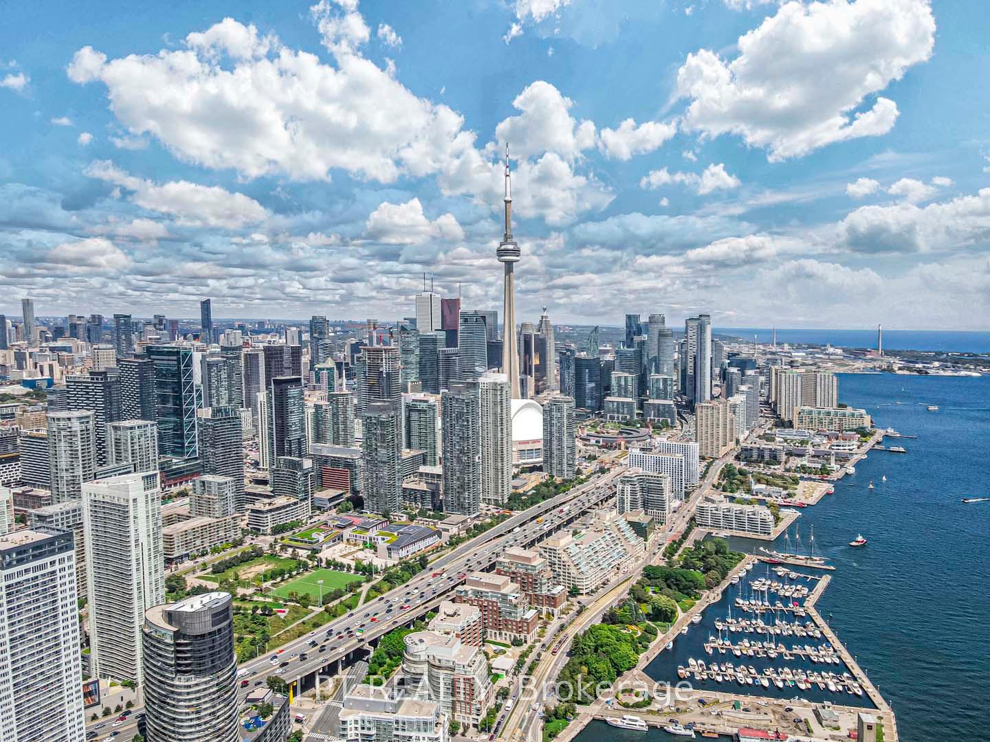 2 Bedrooms Condo at 215 Fort York, Toronto For sale