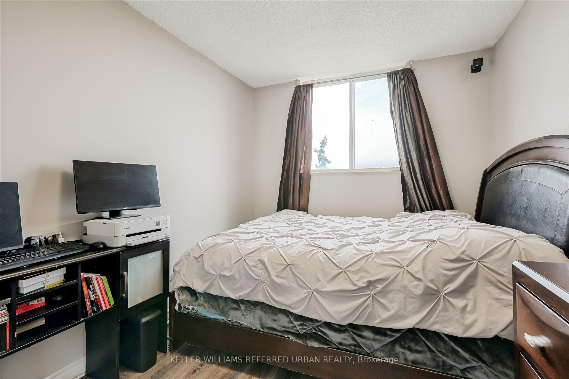 2 Bedrooms Condo at 940 Caledonia, Toronto For sale