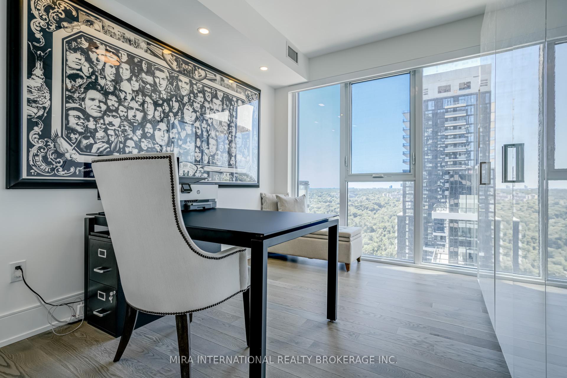 3 Bedrooms Condo at 30 Inn On The Park,  Toronto For sale