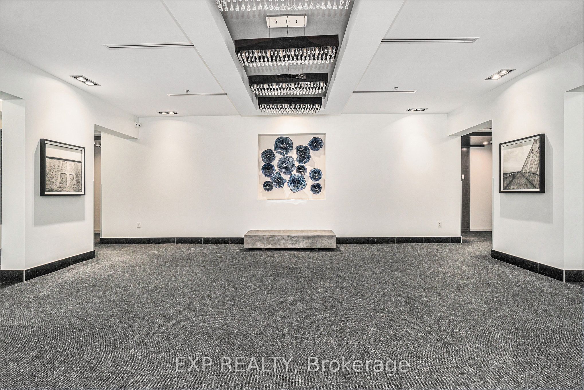 101 Richmond Road, #406