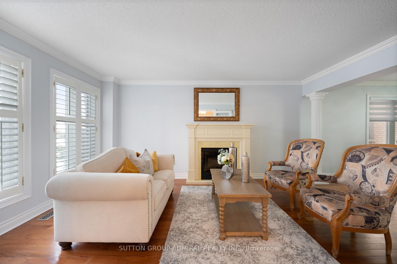 117 Flamingo Road, Vaughan, ON L4J 8K8