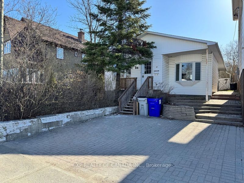 84 Tamarack