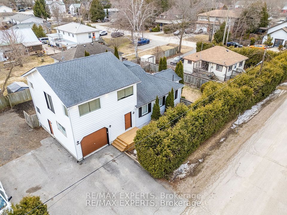 1004 Robinson Street, Innisfil, ON L0L 1C0