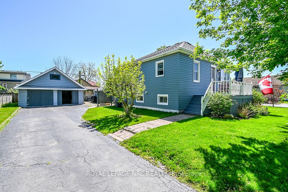 58 Oakwood Street, Port Colborne, ON L3K 5G2