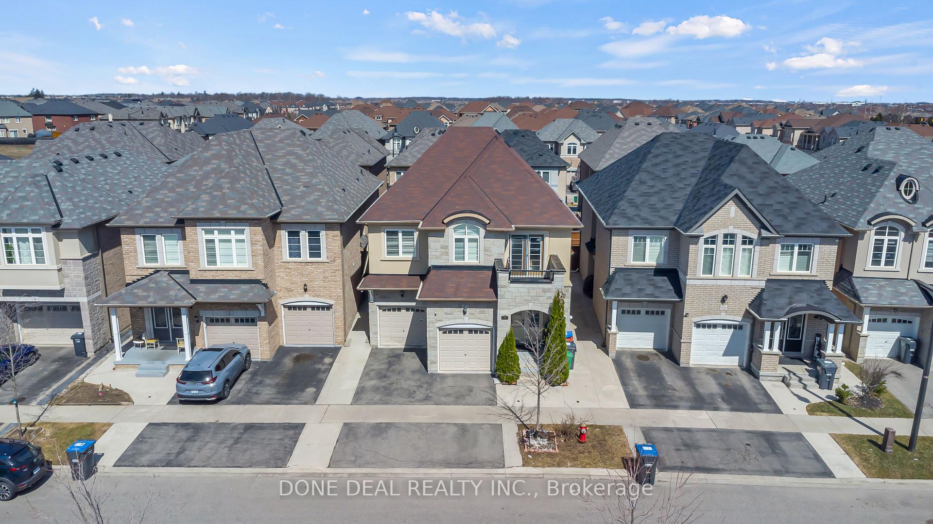 10 Lola Crescent, Brampton, ON L7A 4J7