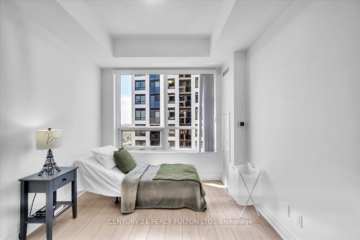 1 Bedroom Condo at 30 Elm, Mississauga For sale
