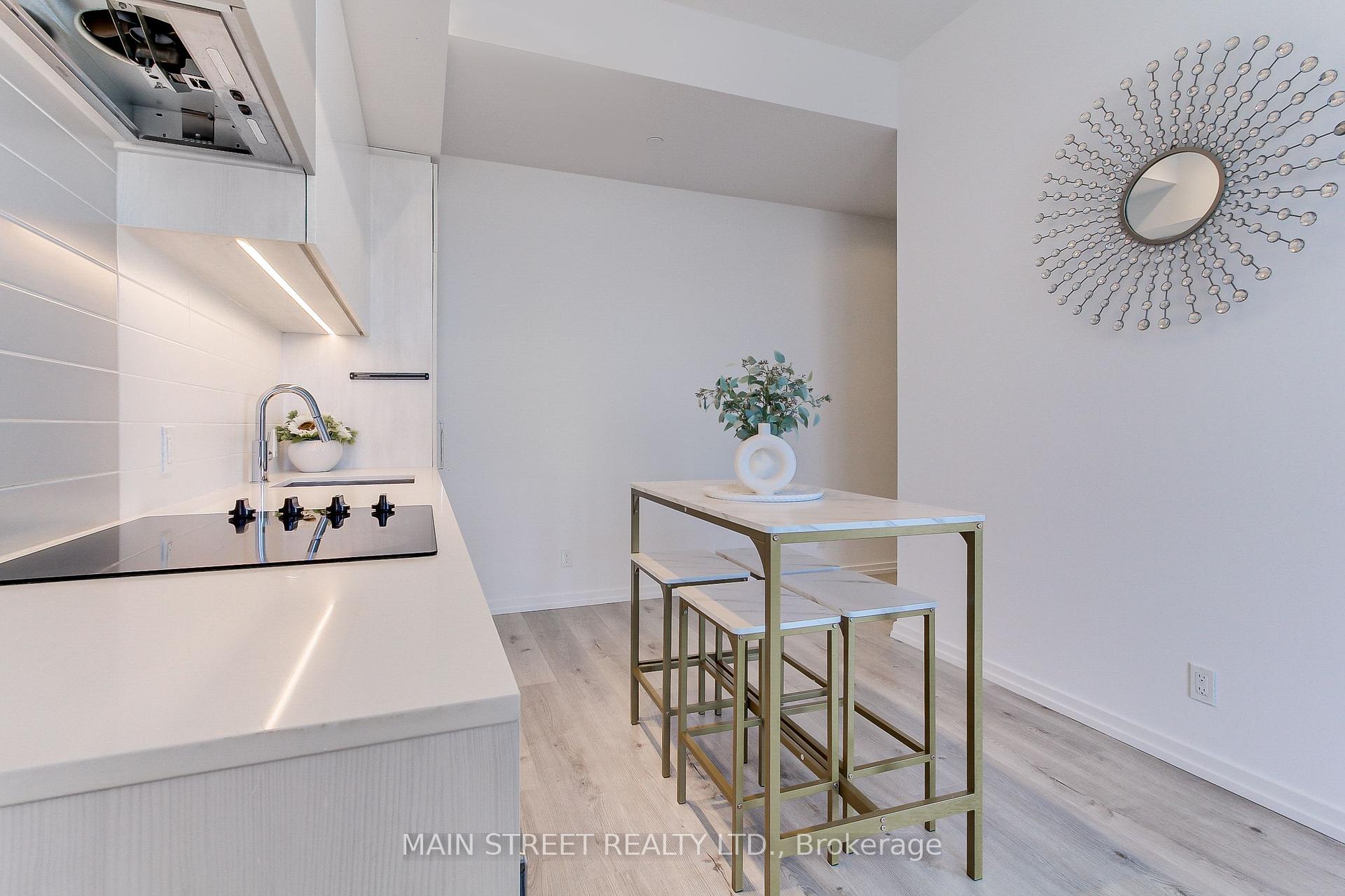 1 Bedroom Condo at 1000 Portage, Vaughan For sale