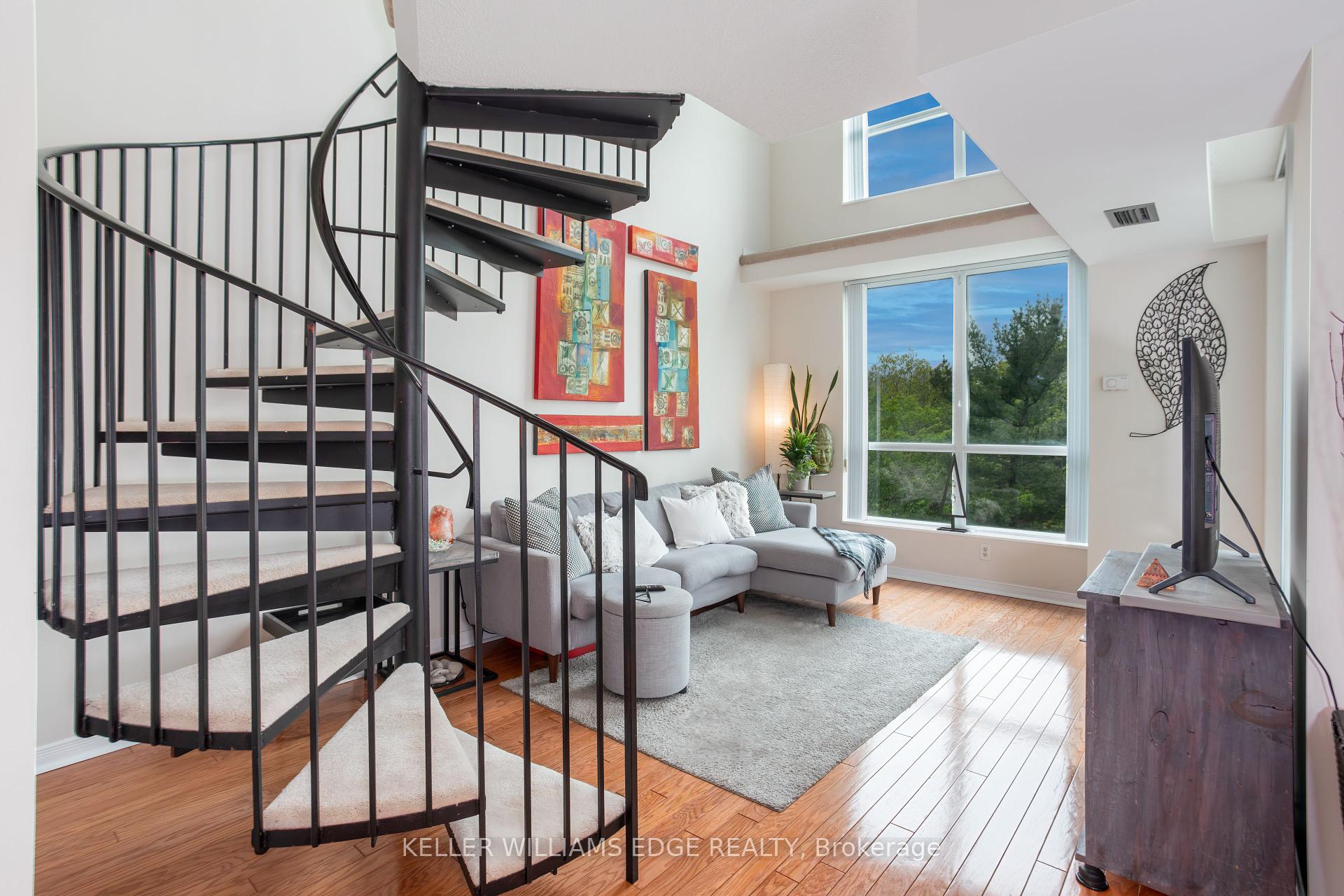 1 Bedroom Condo at 2585 Erin Centre,  Mississauga For sale