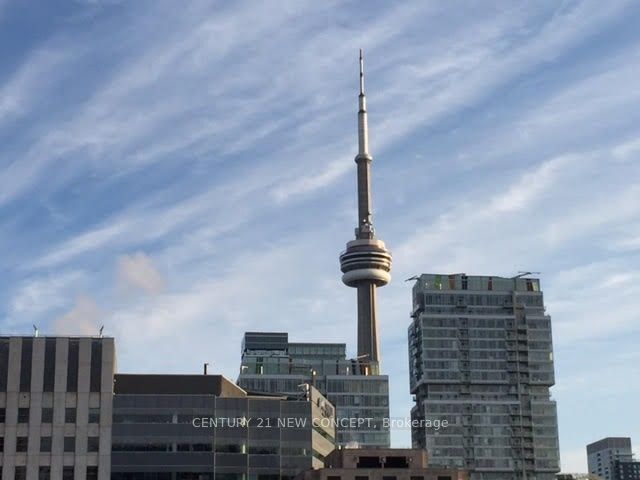 210 Simcoe Street, #1312