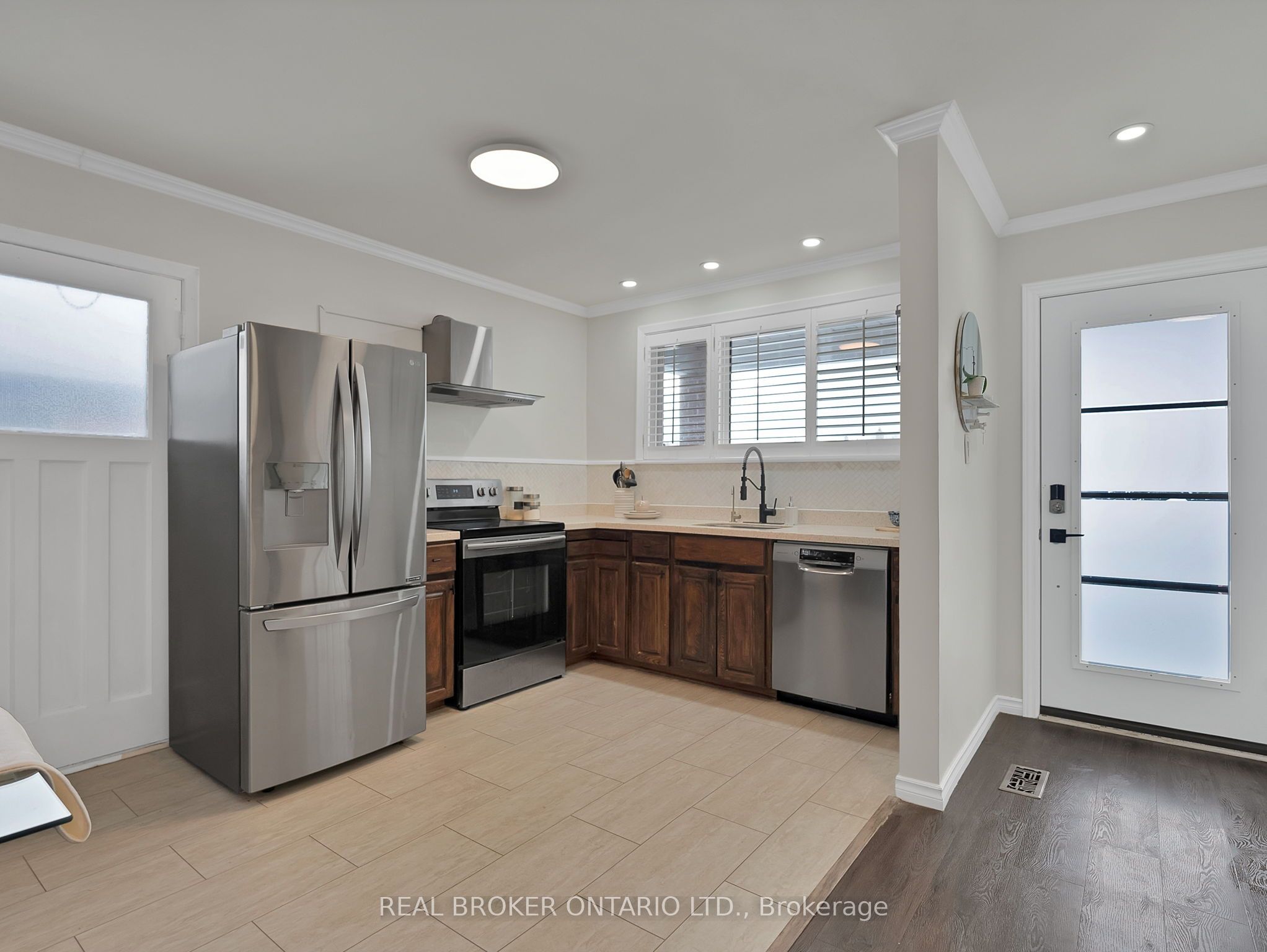 1005 Walton Boulevard