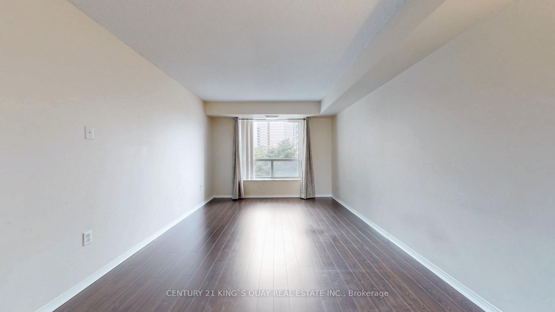 2 Bedrooms Condo at 18 Pemberton, Toronto For sale