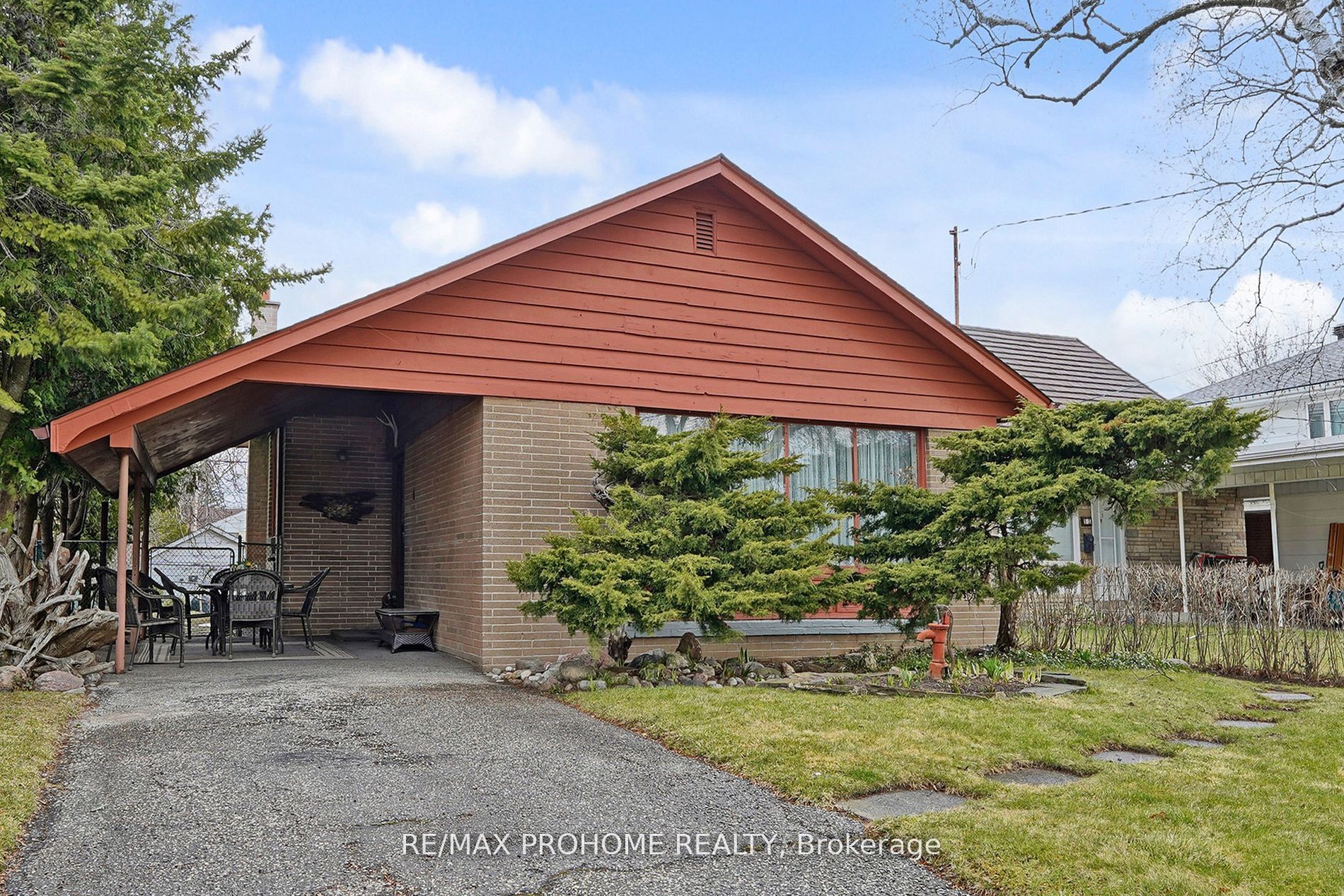 17 Oakworth Crescent