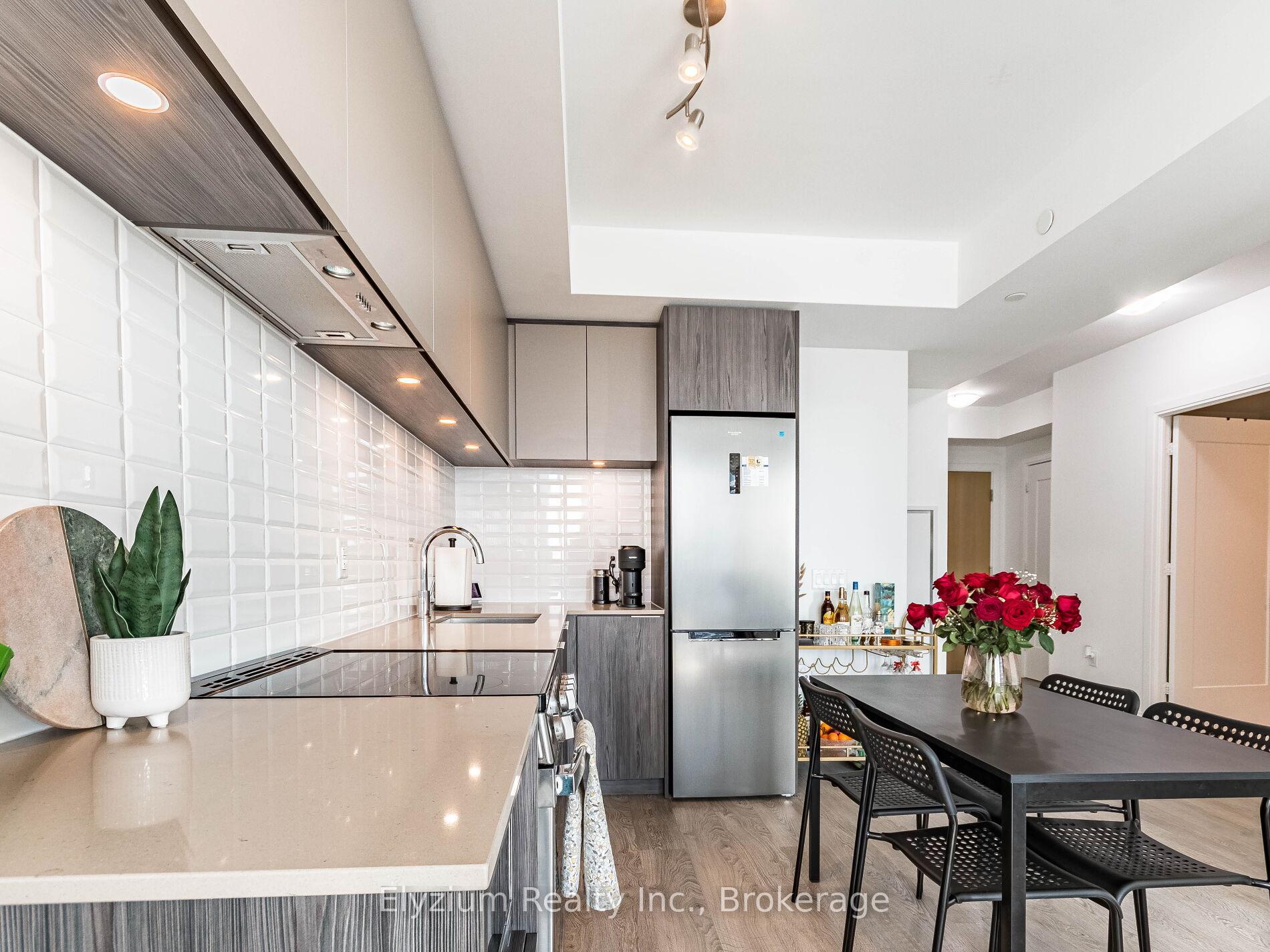 1 Bedroom Condo at 65 Annie Craig,  Toronto For sale