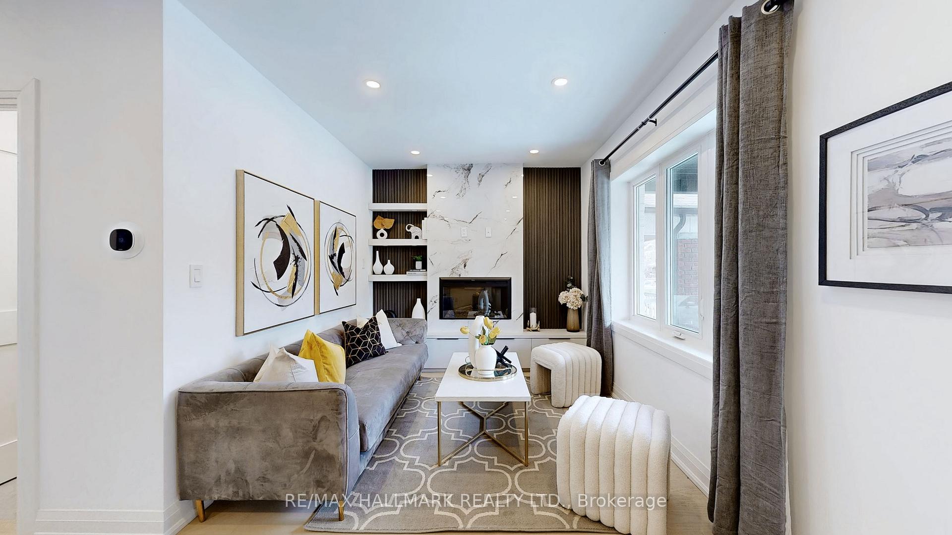 85 Springdale Boulevard, Toronto, ON M4J 1W6