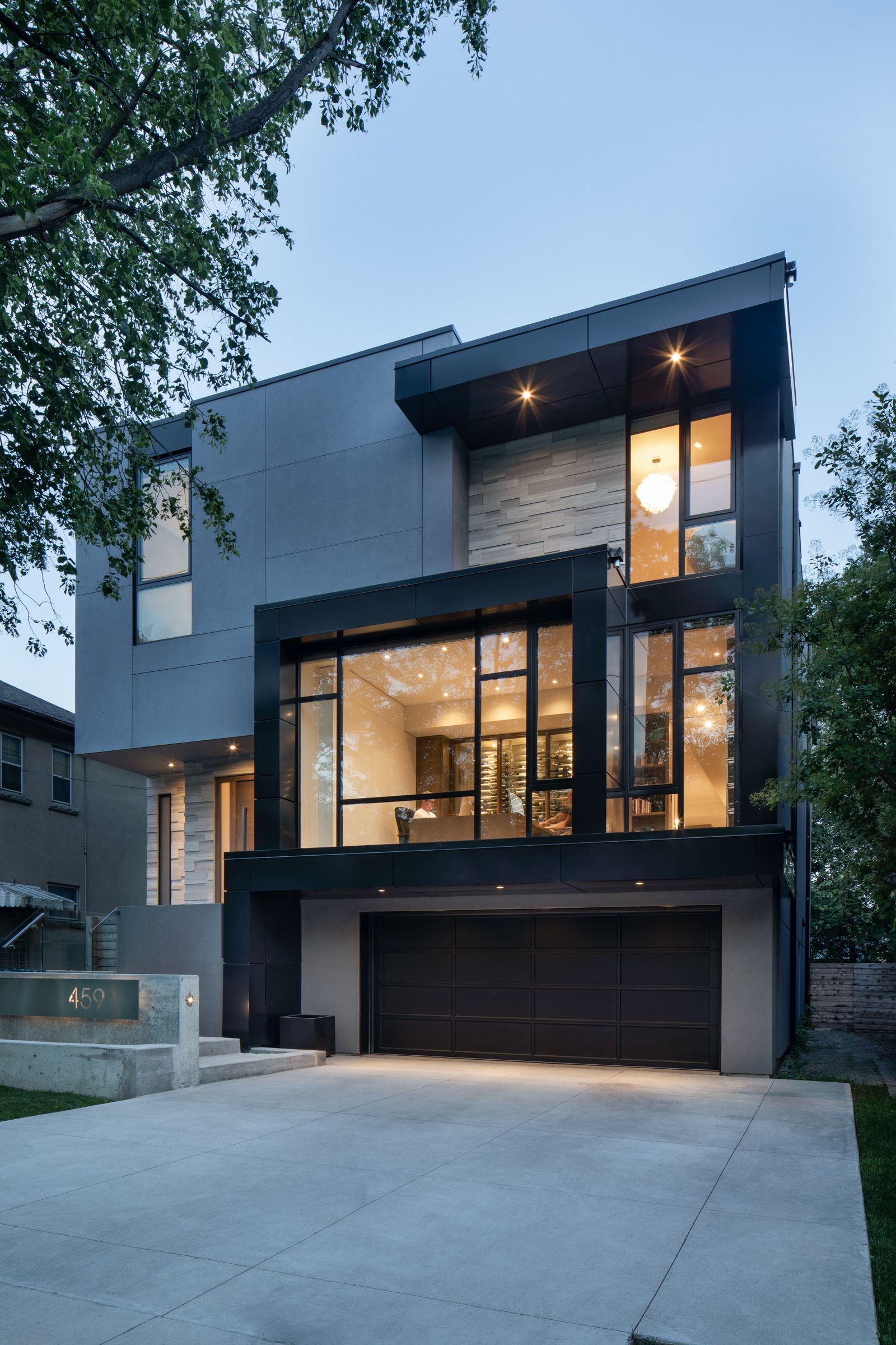 459 Fairlawn Avenue