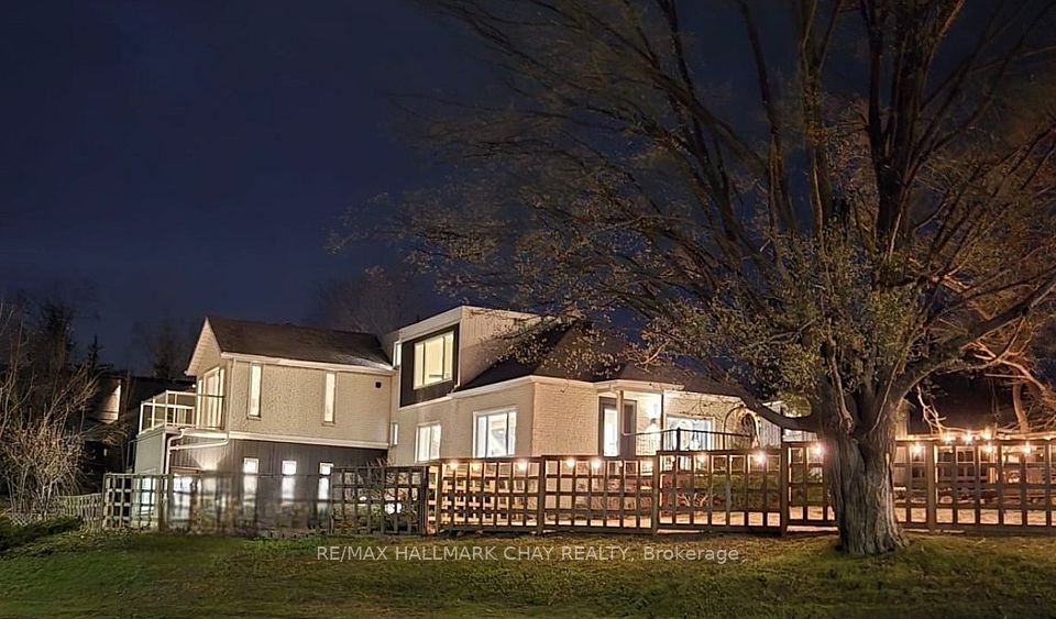 425 Codrington
