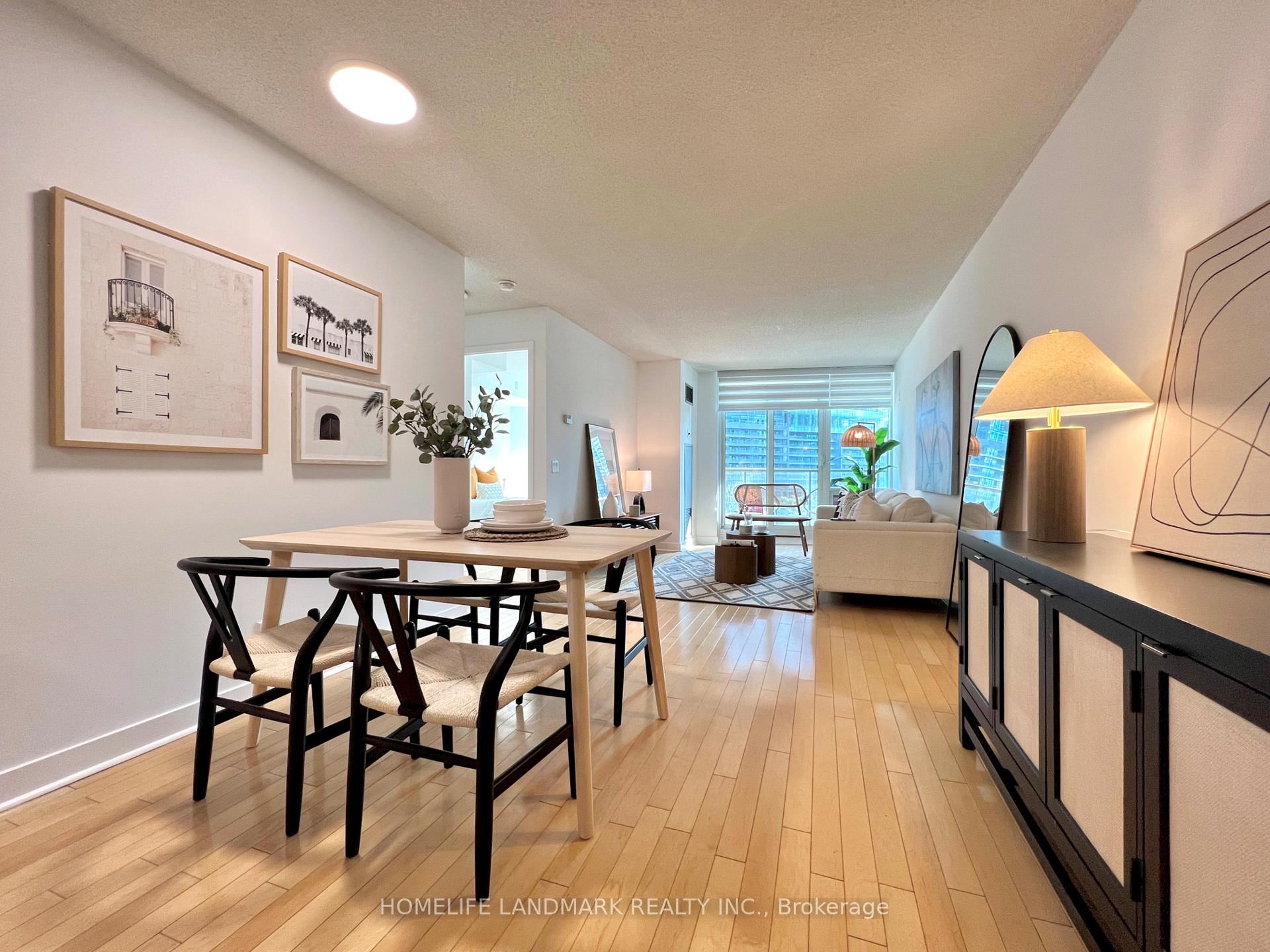2 Bedrooms Condo at 361 Front,  Toronto For sale
